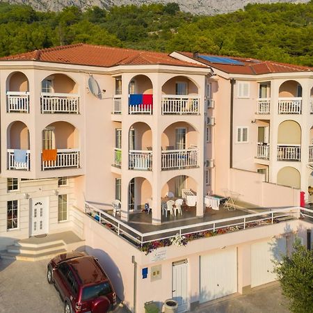 Apartments Simovic Tučepi Exteriör bild